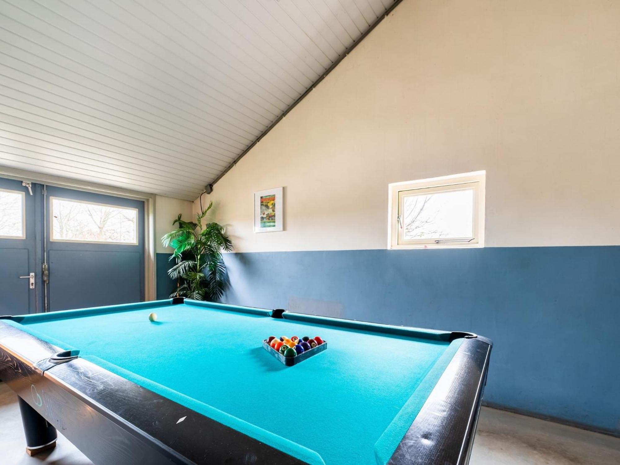 Spacious Farmhouse In Silvolde With Garden Екстериор снимка