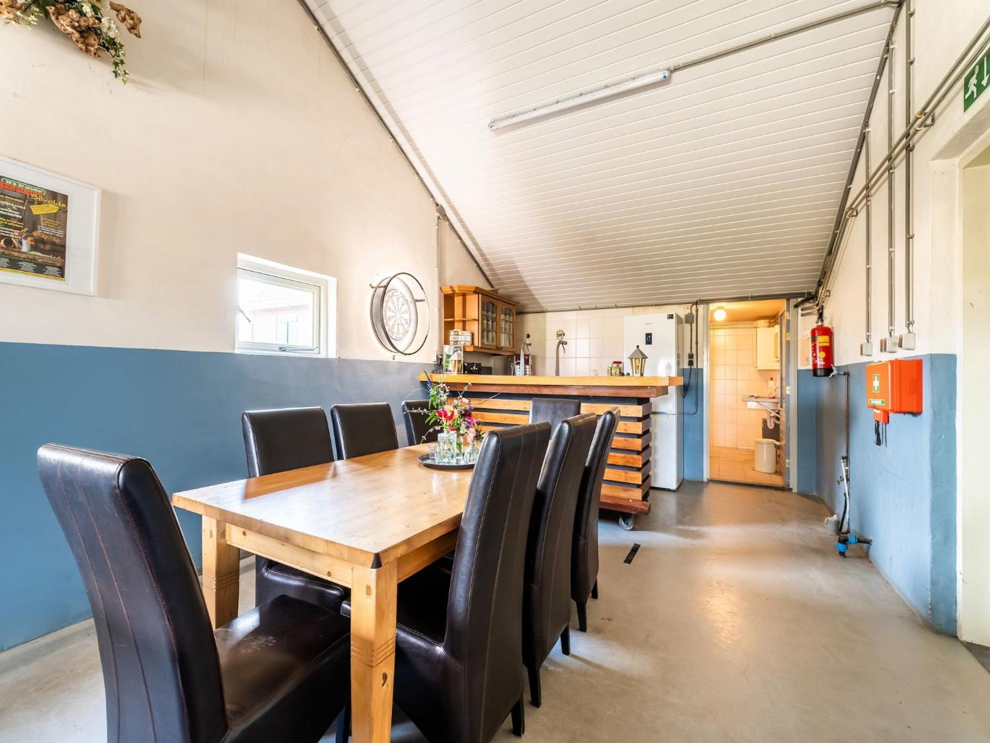 Spacious Farmhouse In Silvolde With Garden Екстериор снимка