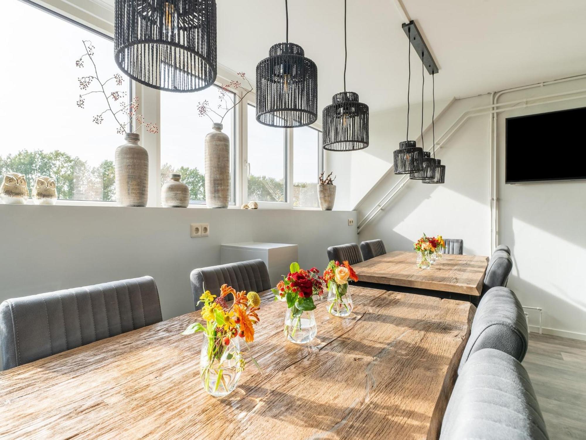 Spacious Farmhouse In Silvolde With Garden Екстериор снимка